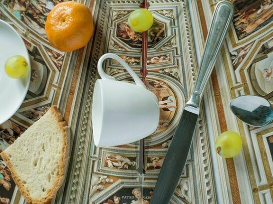 Jed Devine, Untitled, (Ceiling Still Life), 2013 ©Jed Devine/Courtesy of Bonni Benrubi Gallery, NYC