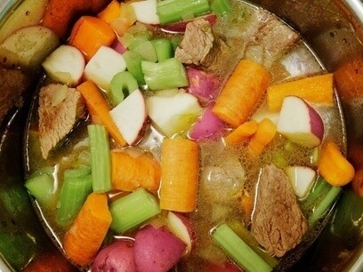 Brodo di carne e verdura