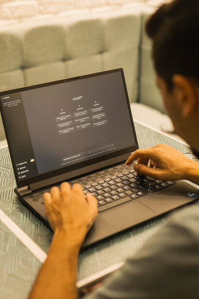 ChatGPT. Chat GPT peut produire des reliquats de fictions