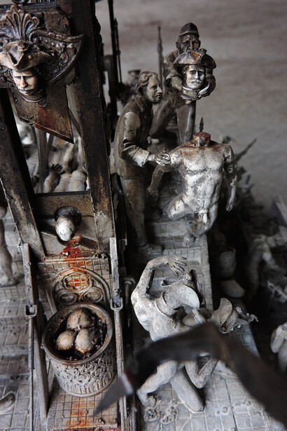 Kris Kuksi, Faux-Patriot Revolution (detail), 2014, mixed media assemblage, 16 x 12 x 21.5 inches