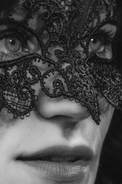 Maschera di merletto. Arte e passione nel merletto di Vologda: scopri le creazioni uniche di merlettaie famose in tutto il mondo