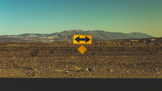 Los sesgos cognitivos son atajos que toma nuestra mente, formas de pensamiento rápidas e intuitivas