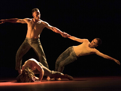 Natalia Osipova in Sibi Larbi Cherkaoui, ph Alastair Muir