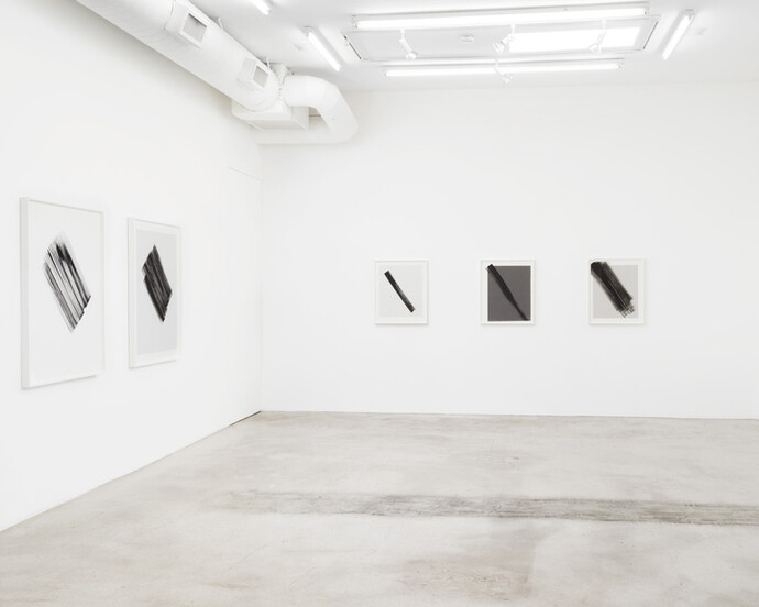 Phil Chang, Exhibition view. Courtesy of M+B 