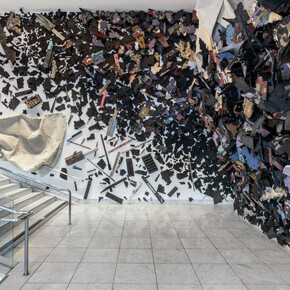 Leonardo Drew. Courtesy of Hammer Museum