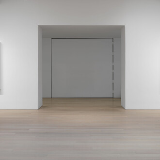 Mark Grotjahn, Out of country, exhibition view. Courtesy of Gagosian Gallery
