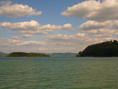 Scorcio del Lago Trasimeno dalla sommità dell'Isola Maggiore