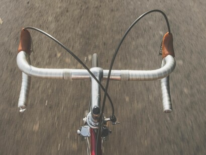 Bicicletta, dettaglio del manubrio