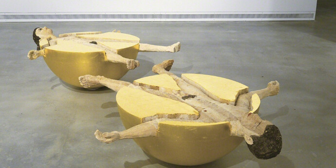 Stephan Balkenhol. Courtesy of Galeria Senda