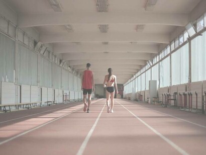 Due amici motivati iniziano ad allenarsi