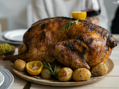 Il tacchino ripieno, uno dei grandi classici della cucina americana reinterpretato da Anthony Bourdain