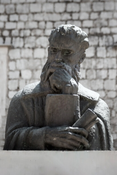 Estatua de Petar Hektorović, Stari Grad, isla de Hvar, Croacia