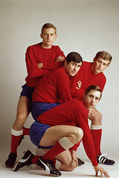 Paul Huf, Ajaxspelers Johan Cruijff, Klaas Nuninga, Sjaak Swart en Piet Keizer voor de cover van Elsevier, 1967. Courtesy of Foam