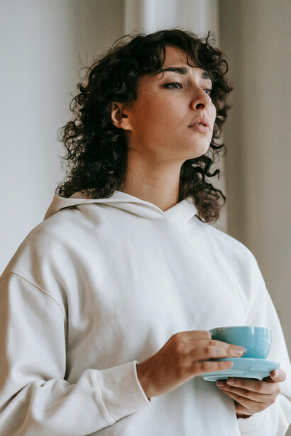 O desequilíbrio causado pela divisão resulta em ansiedade e angústia, refletindo na vida cotidiana e na saúde mental