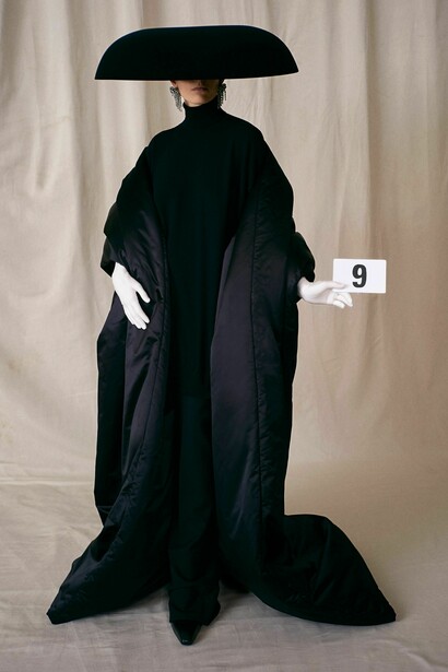 Couture Balenciaga, tra passato e futuro