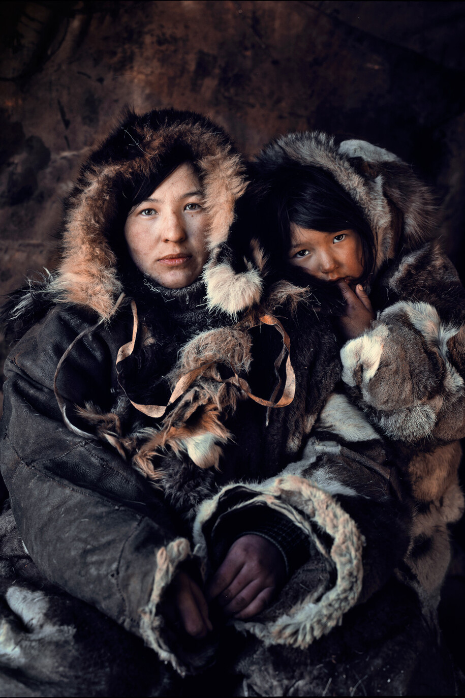 Jimmy Nelson, Oxana Teyunrultett & Oleasya Etguest, Second Brigade, Chukotka, Russia, 2012 © Jimmy Nelson, courtsesy A.galerie