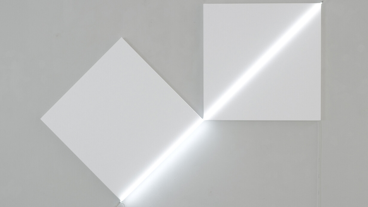 François Morellet, Enfilade n°1, 2013 Acrilico su tela su legno e neon bianco, 184x241 cm Courtesy A arte Invernizzi, Milano
