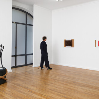 Dorothea Rockburne, exhibition view. Courtesy of Ceysson and Bénétière Gallery