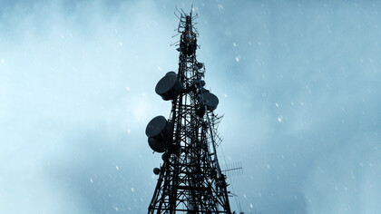 Operating a smartphone depends on access networks