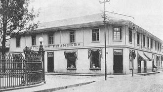 El edificio de la emblemática Botica Francesa, San José, Costa Rica. Foto: Manuel Gómez Miralles