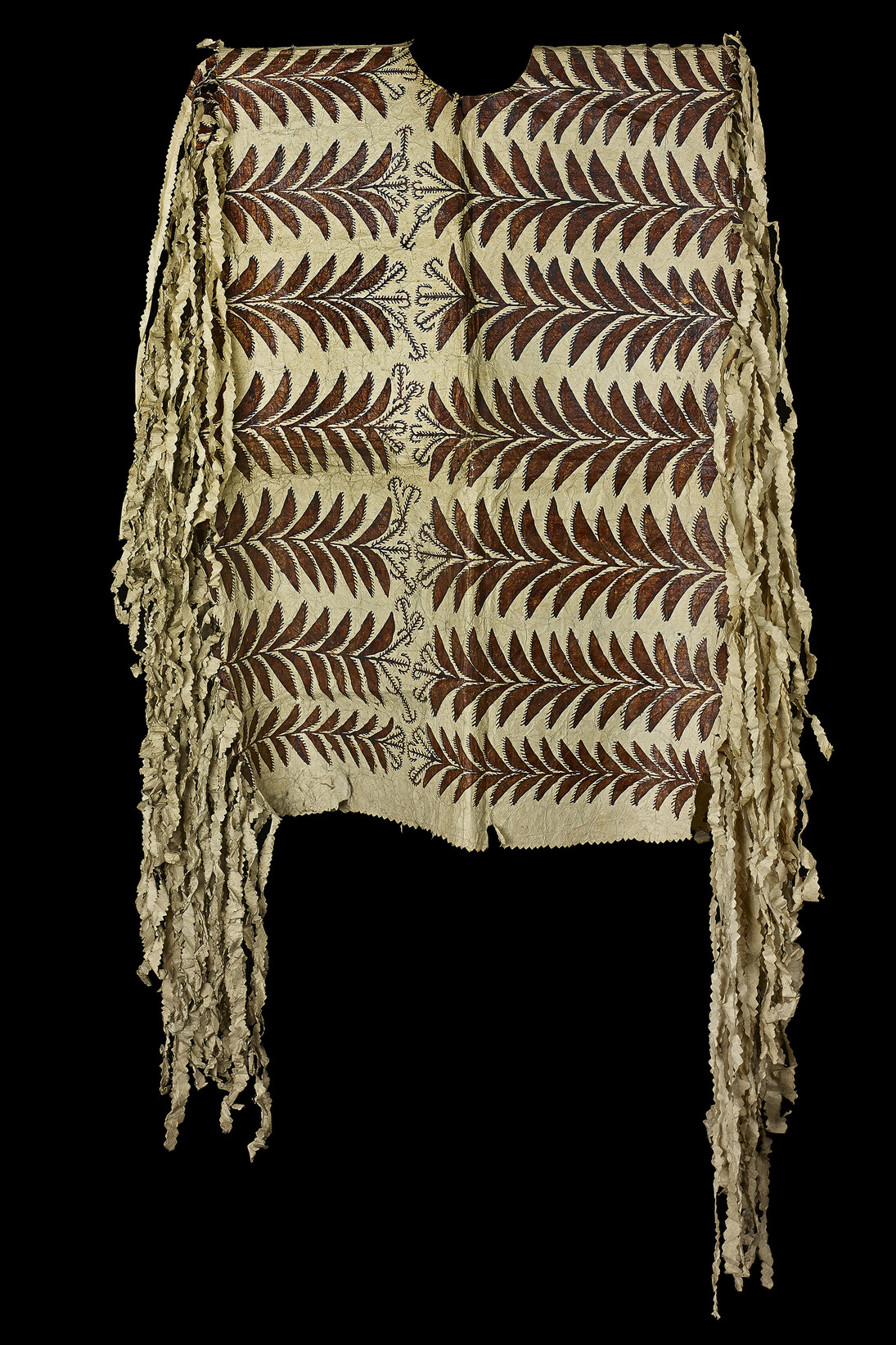 Tunic, tiputa, from Niue, Western Polynesia, 1860s © The Trustees of the British Museum
