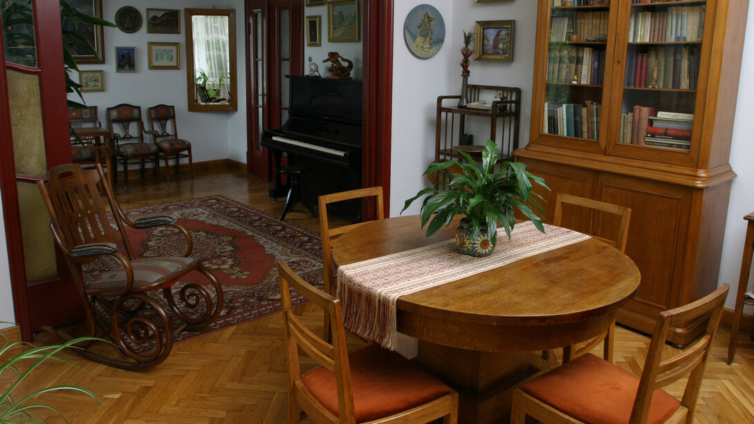 Memorial exposition of the A. Žmuidzinavičius house, exhibition view. Courtesy of M. K. Čiurlionis National Museum of Art