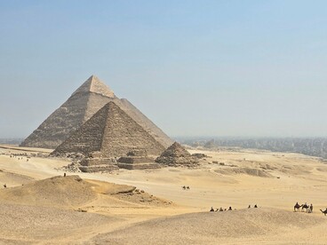 The ancient pyramids standing against an endless expanse of sand, reflecting the enormous cinematic scale of Revenge of the Fallen