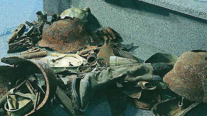 Republic and Dictatorship. Courtesy of Heeresgeschichtliches Museum