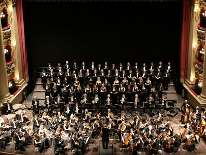Orchestra e Coro dell'Arena di Verona, foto Ennevi. Per gentile concessione della Fondazione Arena di Verona