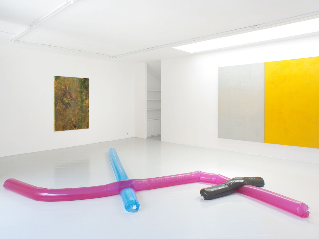 Adrian Buschmann, Mia Marfurt, Henning Strassburger, Tyra Tingleff, Installation View, 2015 - Courtesy Studiolo, Milan, Photo Filippo Armellin