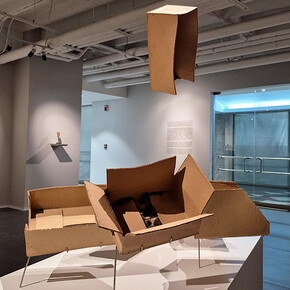 Priscilla González, Este lado de arriba, vista de exhibición. Cortesía de Galería La Balsa 