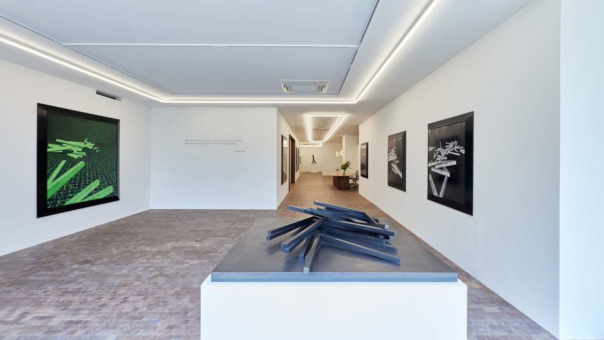 Bernar Venet, Algorithm and chance, exhibition view. Courtesy of Ceysson & Bénétière