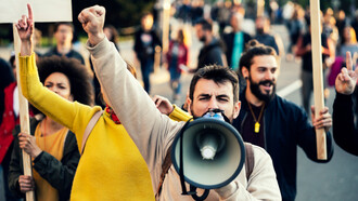 No podemos pensar ni hablar fuera del lenguaje