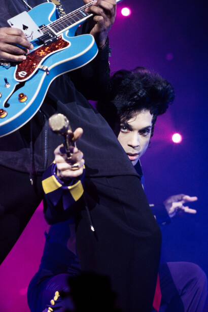 Jay Blakesberg, Prince, Bill Graham Civic Auditorium, San Francisco, CA, April 11, 1993, © Jay Blakesberg. Courtesy of the artist and The CJM