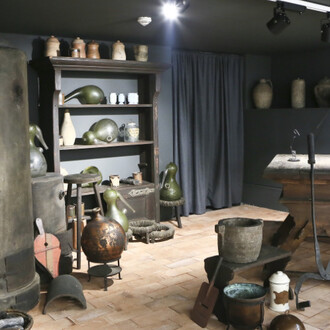 Chemistry around us. Courtesy of Národní technické muzeum