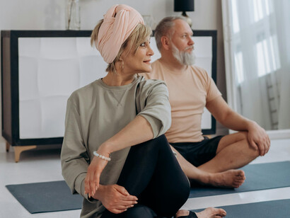     Aprenda sobre a importância de uma rotina regular de exercícios físicos na promoção da saúde mental e na liberação de neurotransmissores benéficos
