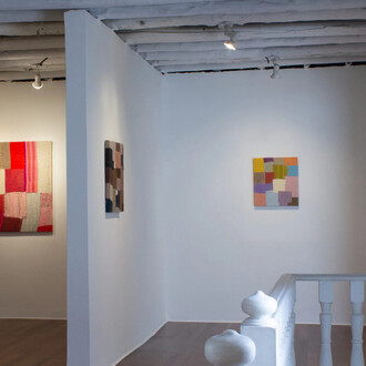 Varios artistas, Structures of meaning, vista de exhibición. Cortesía de Galería Nueveochenta