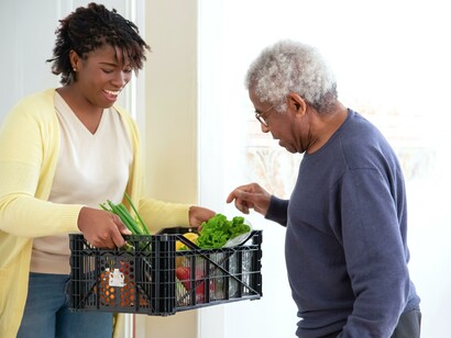 Cuidando da alimentação do idoso