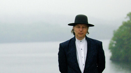 Nenad Bach