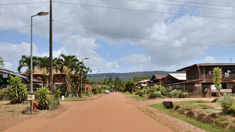 La Guyane française abrite 301 000 habitants sur un territoire recouvert à 97% par la forêt amazonienne © By Cayambe - Own work, CC BY-SA 3.0