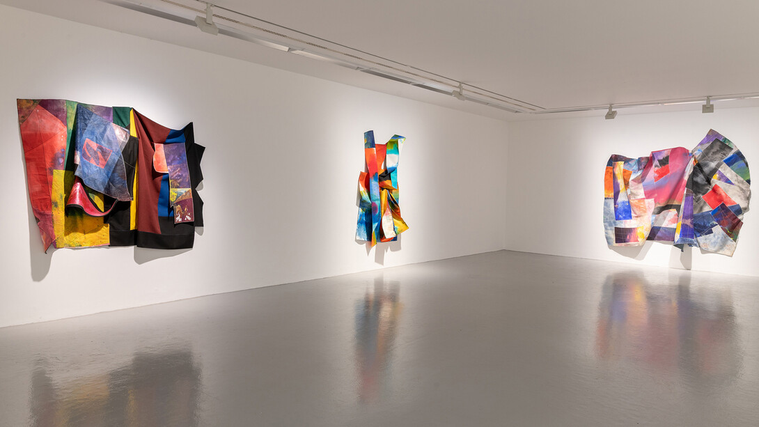 Sam Gilliam, Sewing fields, exhibition view. Courtesy of Irish Museum of Modern Art