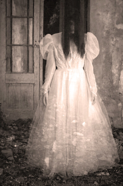 Necesito que se mueva de ahí, porque le está bloqueando el camino