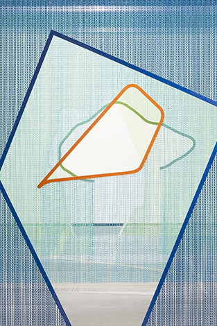  Daniel Steegmann Mangrané
(  ́ ( ^, 2014
Installation view, ABC Art Berlin, 2015 Courtesy the artist and Esther Schipper, Berlin Photo: Andrea Rossetti