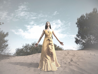 Ella no se sentía poderosa, sino todo lo contrario