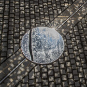 Cosmic Latte Lullaby. Courtesy of the artist and the photographer Guy Bell