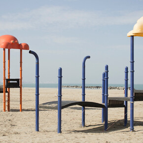 Waiting for Venus. Courtesy of Officina 15