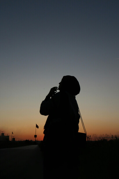 Reflexionar sobre el silencio en la naturaleza ayuda a comprenderlo como un espacio donde los estímulos sonoros se intensifican y se vuelve más fácil conectar con el mundo interior