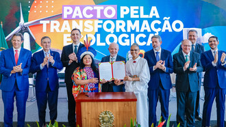 
Cerimônia de assinatura do pacto pela transformação ecológica entre os três poderes do estado brasileiro
