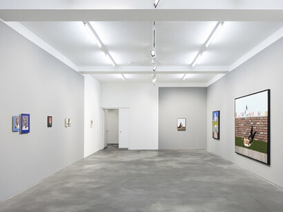 Llyn Foulkes, Exhibition view. Courtesy of Sprüth Magers