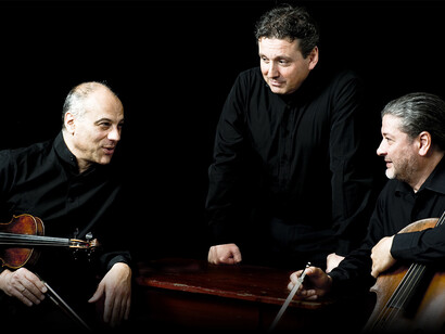 Il trio Voces Intimae, Riccardo Cecchetti – piano, Luigi de Filippi – violino, Sandro Meo – violoncello